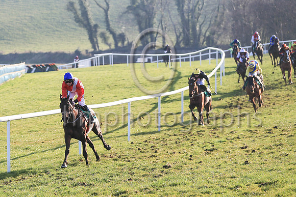 01st Ballyadam and Mr J J Codd ( 2 , red, white sash ) Trainer - G Elliott , Owner - Cheveley Park Stud