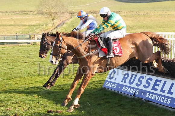 01st Golden Sunset and S D Torrens 7 ( 5 , orange and green hoops ) Trainer - N Madden , Owner - John P McManus
