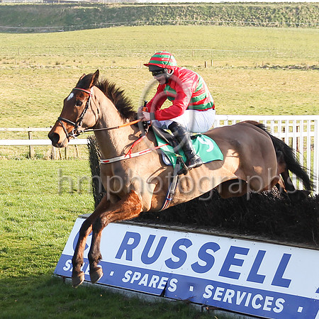 01st On The Sod and Mr R James 7 ( 9 , red and green chevrons ) Trainer - D M Christie , Owner - D M Christie