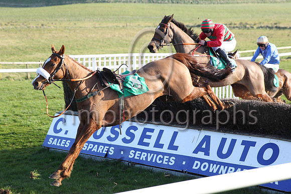 01st On The Sod and Mr R James 7 ( 9 , red and green chevrons ) Trainer - D M Christie , Owner - D M Christie