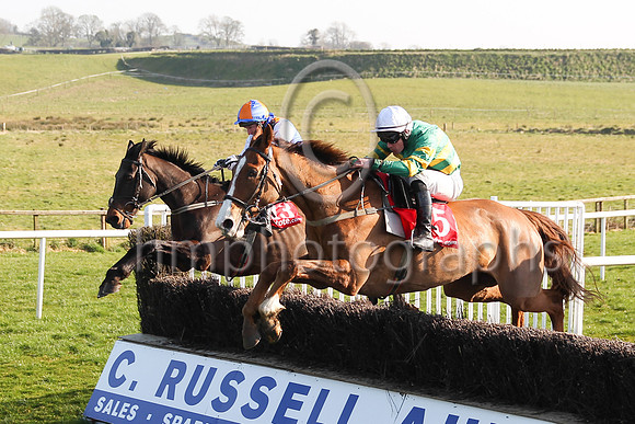 01st Golden Sunset and S D Torrens 7 ( 5 , orange and green hoops ) Trainer - N Madden , Owner - John P McManus