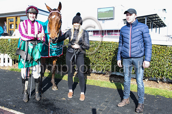 01st Space Cadet and Mr B W Harvey 7 ( 11 , red and white stripes ) Trainer - G O'Loughlin , Owner - C Jones