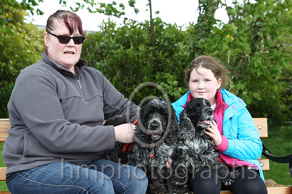 Marilyn Farrell and her neice Danni from Irvinestown with Rosie and Poppy at Necarne P2p