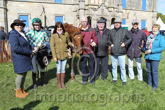 01st Tareesh Lane ( 8 ) and N McParlan - Trainer : Sean McParlan - green and white check
