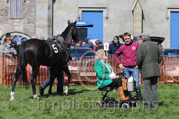 02nd Chosen Dream ( 5 ) and Derek O'Connor - Trainer : Graham McKeever - emerald green , red braces