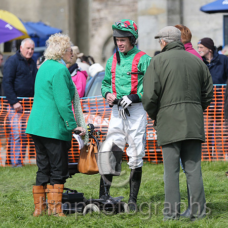 02nd Chosen Dream ( 5 ) and Derek O'Connor - Trainer : Graham McKeever - emerald green , red braces