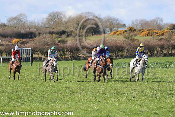 01st HEARTBREAK KID and B O'Neill ( 5 , PURPLE; green cap ) Trainer: Colin Bowe , Owner : Walsh, Brendan P.
