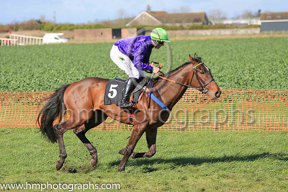 01st HEARTBREAK KID and B O'Neill ( 5 , PURPLE; green cap ) Trainer: Colin Bowe , Owner : Walsh, Brendan P.