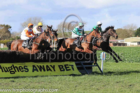 01st MR HENDRICKS and B O'Neill ( 22 , EMERALD GREEN,red seams; emerald green sleeves,red seams; white cap ) Trainer: Kate Harrington,, Owner : Kate Harrington