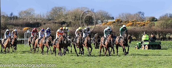 01st MR HENDRICKS and B O'Neill ( 22 , EMERALD GREEN,red seams; emerald green sleeves,red seams; white cap ) Trainer: Kate Harrington,, Owner : Kate Harrington