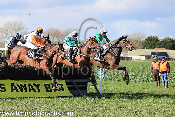 01st MR HENDRICKS and B O'Neill ( 22 , EMERALD GREEN,red seams; emerald green sleeves,red seams; white cap ) Trainer: Kate Harrington,, Owner : Kate Harrington