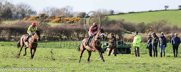01st HORENDUS HULABALOO and Ms Karen Ferris ( 1 , EMERALD GREEN,red chevrons; red sleeves; red  emerald green hooped cap ) Trainer: D.M. Christie,, Owner : D.M. Christie