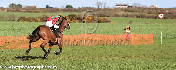 01st HORENDUS HULABALOO and Ms Karen Ferris ( 1 , EMERALD GREEN,red chevrons; red sleeves; red  emerald green hooped cap ) Trainer: D.M. Christie,, Owner : D.M. Christie