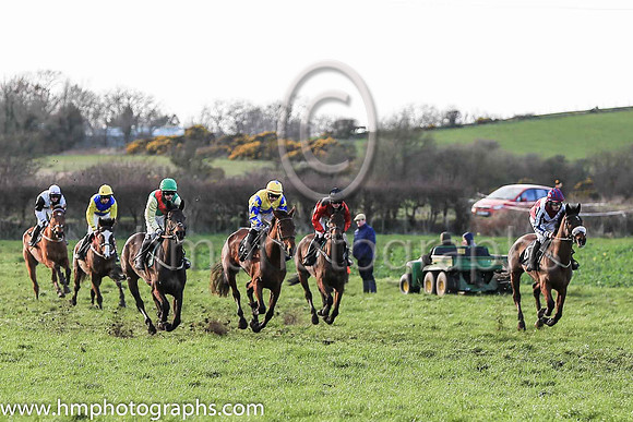 01st DONTGETFOOLEDAGAIN (FR) and S Fitzgerald ( 7 , YELLOW,royal blue star; royal blue sleeves,yellow stars; yellow cap,royal blue star ) Trainer: Shane Hassett , Owner : Jane Davis