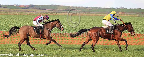01st DONTGETFOOLEDAGAIN (FR) and S Fitzgerald ( 7 , YELLOW,royal blue star; royal blue sleeves,yellow stars; yellow cap,royal blue star ) Trainer: Shane Hassett , Owner : Jane Davis