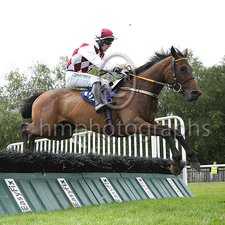 08th Shiroccoville  ( 12 , maroon  white diamonds ) Trainer - P Croke , Owner - Peter Croke