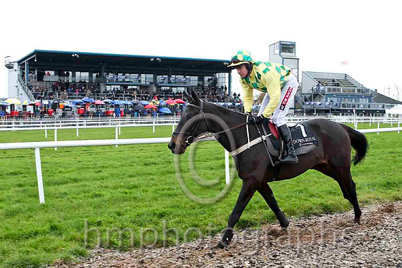 Miss Penny Pincher & B J Geraghty - 8th (7, yellow and emerald green check) - CU2D4459-de2
