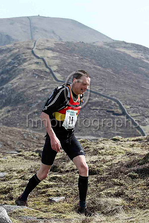 Alan Brentnall - Pennine Fell Runners - 90th in 3.03.44 - FT8E1684-e