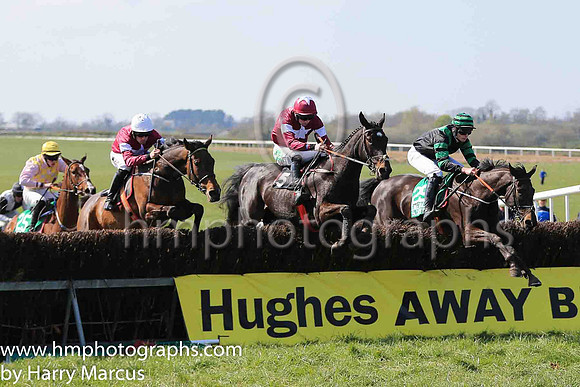 01st DIRECT FIRE and D G Lavery ( 5 , MAROON,white star; maroon sleeves,white armlet; maroon cap,white star ) Trainer: B.R. Hamilton , Owner : Gigginstown House Stud