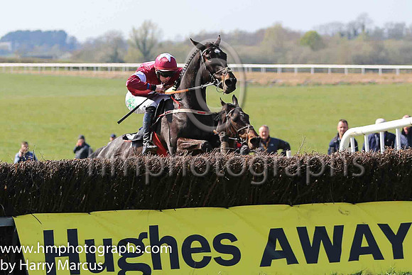 01st DIRECT FIRE and D G Lavery ( 5 , MAROON,white star; maroon sleeves,white armlet; maroon cap,white star ) Trainer: B.R. Hamilton , Owner : Gigginstown House Stud