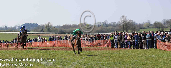 01st THE MULCAIR and L J Murphy ( 5 , EMERALD GREEN,yellow epaulettes; emerald green sleeves; emerald green cap,yellow star ) Trainer: Denis Paul Murphy , Owner : P.G. Coffey