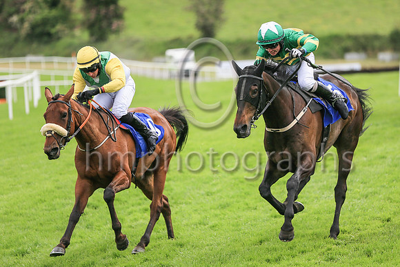 01st Paris Texas A Kelly ( 5 , orange  green hoops ) Trainer - P Roche , Owner - John P McManus