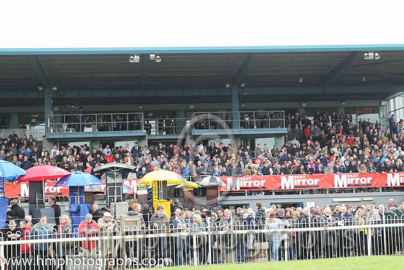 Daily Mirror May Day Racing at Down Royal - CU2D1705-9