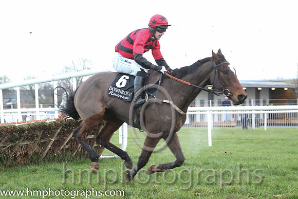 10 MilanPhardantetime & I J McCarthy - 10th (6, red and black chevrons ) - CU2D0053-47
