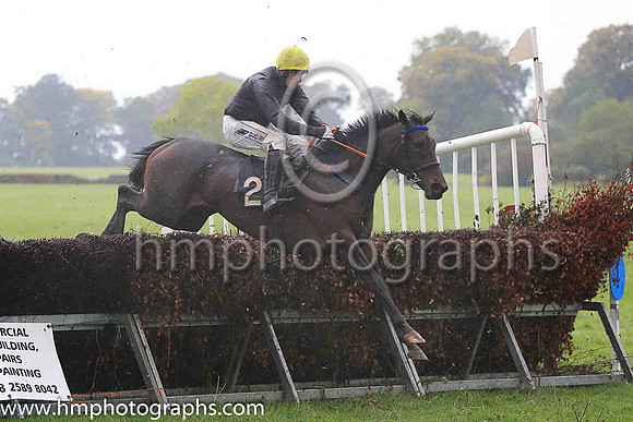 01st PRINCESS MONONOKE and B O'Neill ( 2 ,yellow and black qtrd ) Trainer: Colin Bowe,, Owner : Milestone Racing Partnership