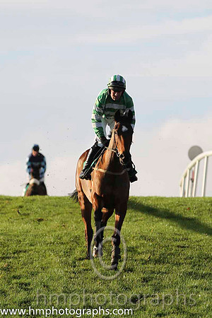 01 Rasco & R M Moran - winners (4, emerald green and white hoops) - FT8E1131-14