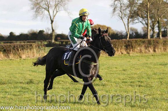 04 Supreme Danehill  & J P McKeown - 4th (17, green, green/yellow sleeves) - FT8E0695-81