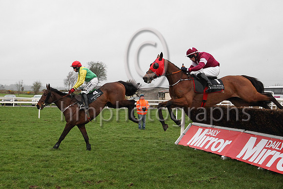 01st Roi Des Francs and C Brassil ( 1 , maroon, white star, white armlets.maroon cap, white star ) Trainer - G Elliott , Owner - Gigginstown House Stud