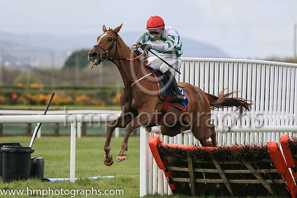 01st Tullybeg and J C Gainford7 ( 2 , green  and white chevrons ) Trainer - Mrs D Foster , Owner - Noel Moran  Mrs Valerie Moran