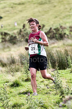 Janine Swail , 216th, 41st woman in 1.02.45 - Glens Runners - FT8E3675-e