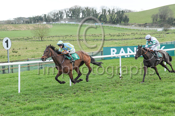 01st Drumbear and Mr B W Harvey7 ( 2 , light blue, yellow stars ) Trainer - J C McConnell , Owner - Colm Herron