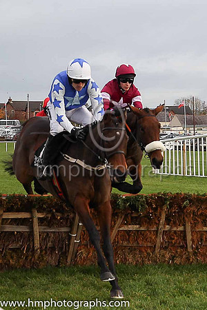 01st Airlie Beach and R Walsh ( 1 , blue, light blue star, yellow seams ) Trainer - W P Mullins , Owner - Supreme Horse Racing Club  K Sharp