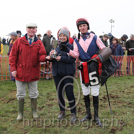01st CURRENT EXCHANGE and T Donworth ( 5 , DARK BLUE,pink chevron; pink sleeves; pink cap ) Trainer: Gordon Elliott,, Owner : Partnership Kaniz Bloodstock Investments