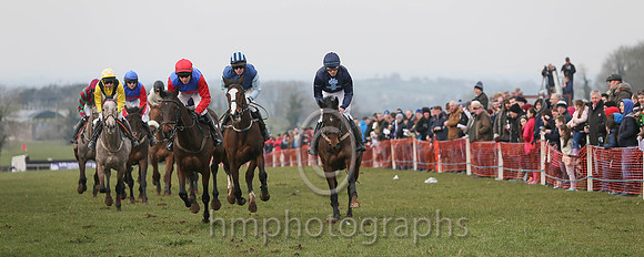 01st SIXTEEN AGAIN and M J O'Hare ( 13 , YELLOW,black chevron; yellow, plain sleeves; white  yellow check cap ) Trainer: B.P. Galvin,, Owner : Noreen Galvin