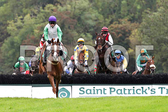 Miss Macauley ( Purple Cap) , Jockey Mr B T O'Connell - 13th in the lead - Lets Go sunshine , Jockey Mr B O'Neill - winner in centre in Yellow and Blue Spots - FT8E4047-e
