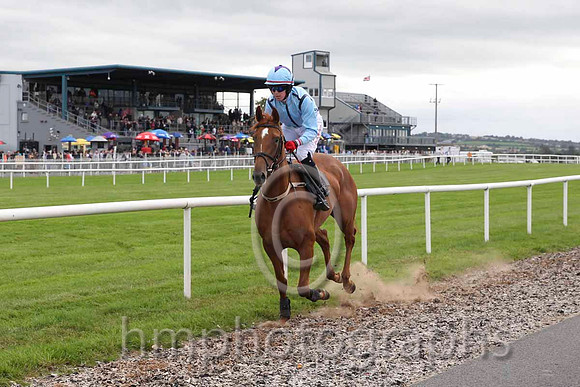 Kinnacally & K M Donoghue - 11th (8, light blue, dark blue seams) - CU2D0479-17