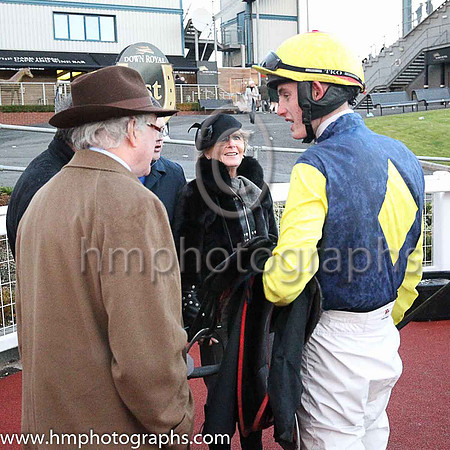01st Runfordave and Mr L J McGuinness ( 6 , dark blue, yellow diamond ) Trainer - G Elliott , Owner - Mrs P Sloan