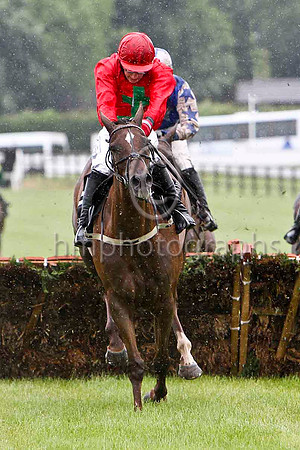 Top Madam & D J Condon - Winner (8, red, emerald green cross) - FT8E5122-e