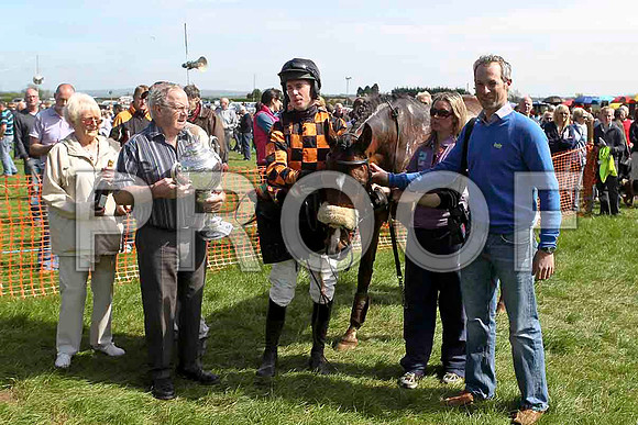 Mister Philson , winner, Jockey Derek O'Connor - CU2D4506-e