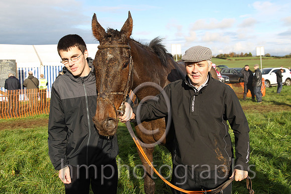 01st BIG MEADOW and J J Codd ( 23 , WHITE  MAROON HOOPS; white,maroon chevrons sleeves; maroon cap,white diamonds ) Trainer: Peter Fahey,, Owner : Patrick F. Ryan