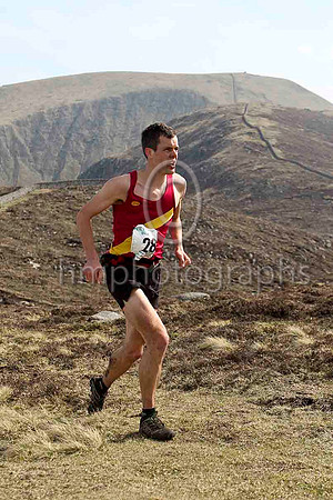 Graham Pearce - Pudsey & Bramley AC - 4th in 2.10.47 - CU2D4217-e