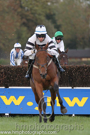 01 Decade Player & E J O'Connell - winner (8, white and black hoops ) - FT8E0156-Edit-52