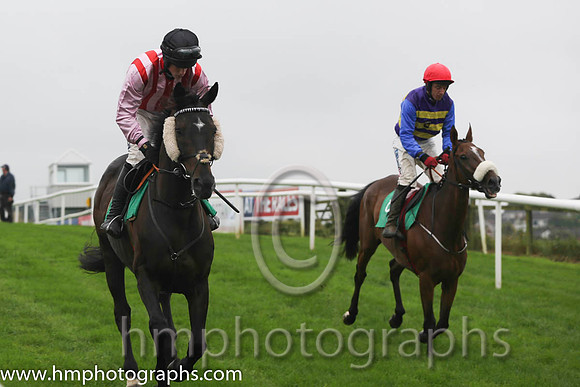 06 Darenjan &amp; B Hayes -6th(1, red and pink stripes) &amp; 02 Tico &amp; D Condon2nd - (8,yellow and purple hoops)