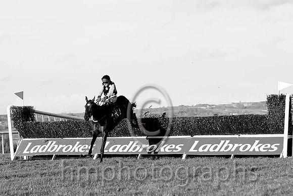 Jacksonslady & P Carberry - 2nd (6, yellow and purple chevrons) - FT8E8206-ebag