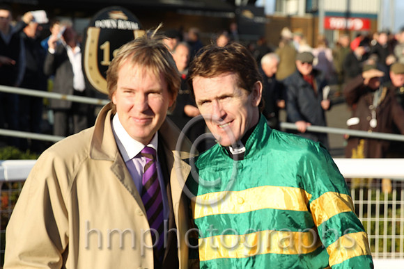 01 - Mike Todd Manager of Down Royal & AP McCoy WKD Hurdle - CU2D9020-2