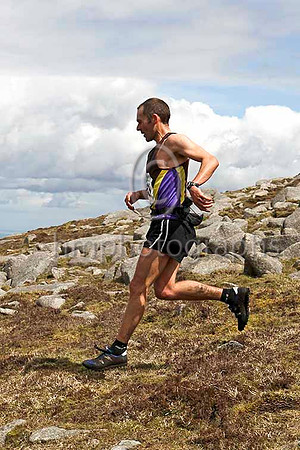 Lloyd Taggart - 4th in 50:23 - Dark Peak Fell Runners - CU2D2517-e2